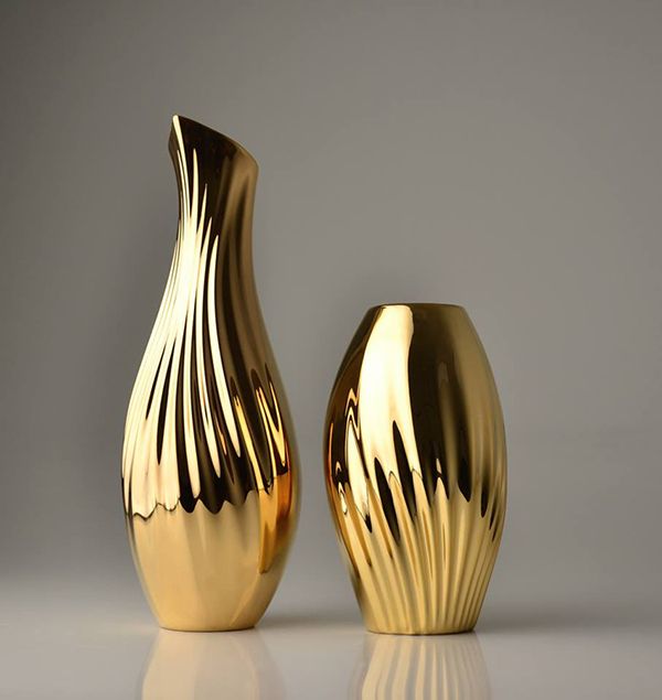 Decorative Ceramic Vase for Flowers (Pebble Vase, Height- 8.5 Inches, White)